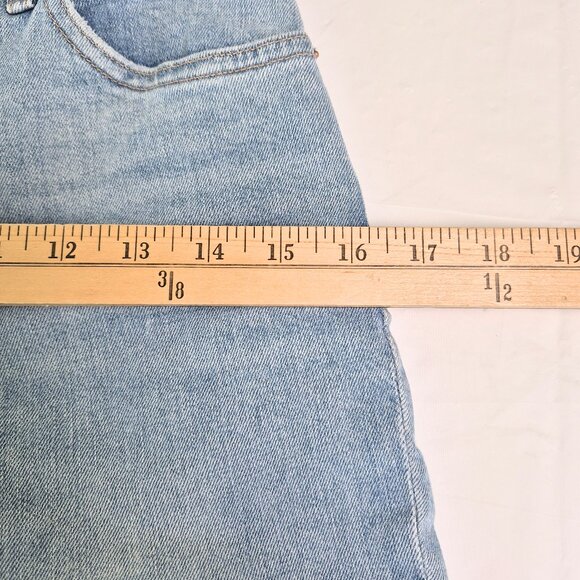 Express Curvy Mom Jeans Super High Rise Size 6 Med Wash Ripped Raw Hem Ankle - Picture 7 of 9